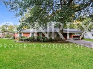 5050 Canton Heights Dr, Jackson, MS 39211