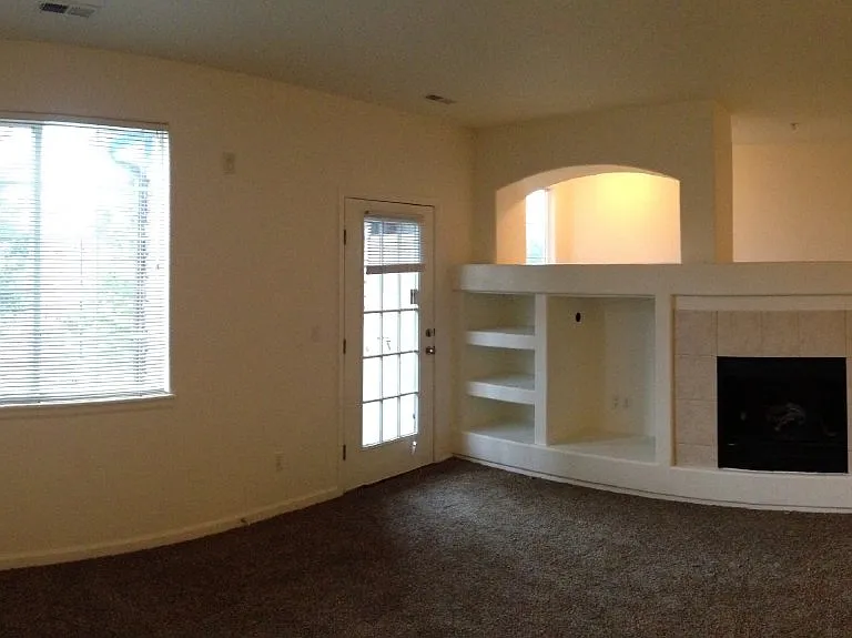 5255 Memphis St #1110 — Photo 27