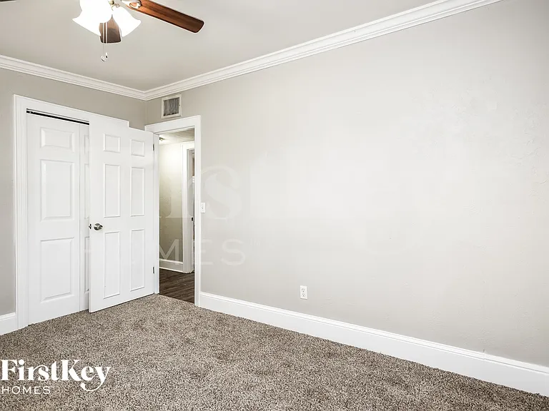 8013 Powell Dr — Photo 9