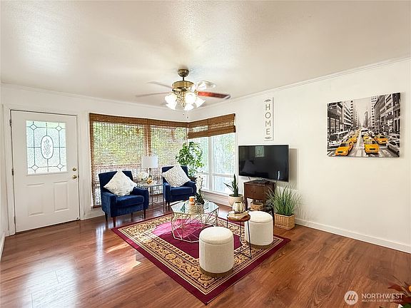 3rd image of 9005 Canyon Dr,