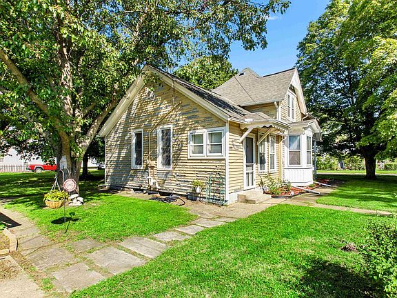 4th image of 926 State St
