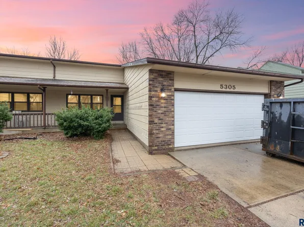 5305 W Birnhamwood Dr, Sioux Falls, SD 57106