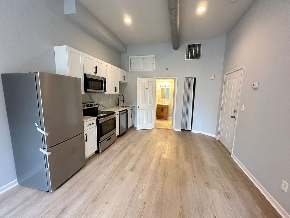 1st image of 1313 N 15th St APT A
