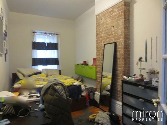 4th image of 316 W 85th St APT 3