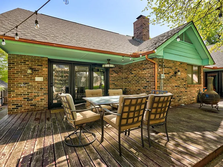 1409 Folkstone Rd — Photo 19