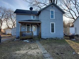 635 4th St NE, Mason City, IA 50401