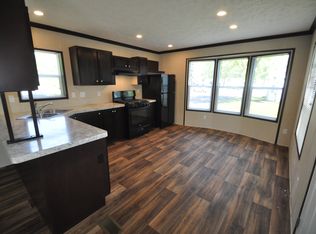 1204 Magnolia Ave, Oshkosh, WI 54902