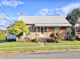 1009 Orange St, Selinsgrove, PA 17870