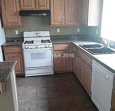 3rd image of 10636 Calf Creek Ct