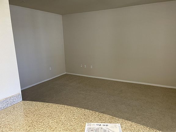 4th image of 6200 De Soto Ave #1