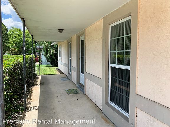 3rd image of 8169 Robalo Dr