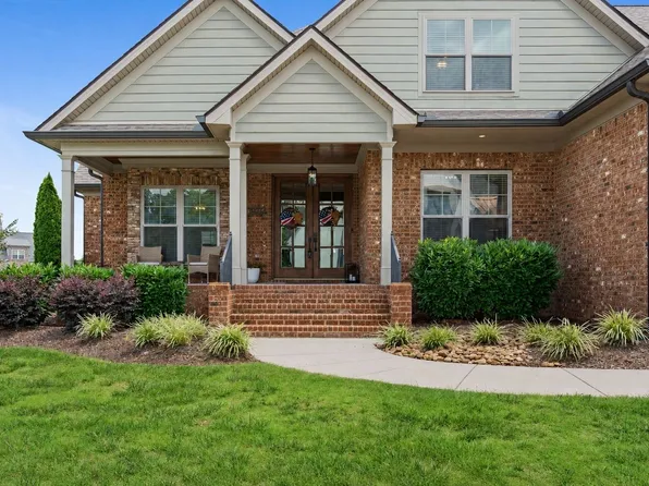 1022 Julian Way, Murfreesboro, TN 37128