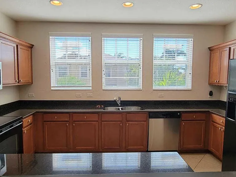 870 Marina Del Ray Ln #3 — Photo 3