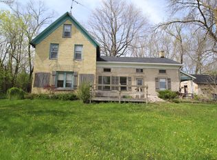 6505 Congress Dr, West Bend, WI 53095