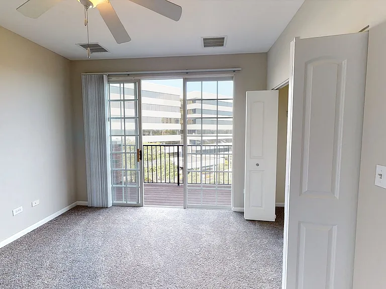 Regency Place — Photo 41