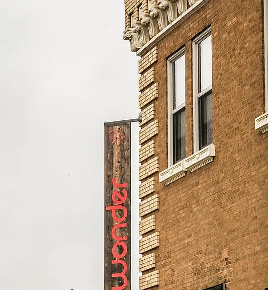 1108 E 30th St #202 — Photo 4