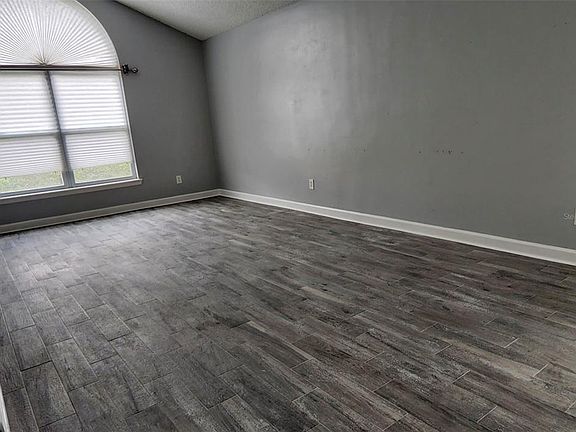 5th image of 8070 VILLAGE GREEN ROAD