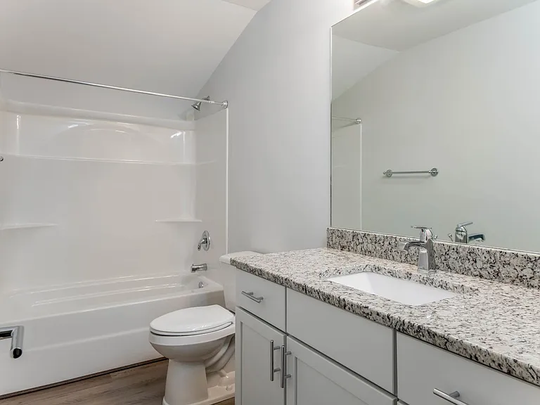 4 Unaka Ave #2 — Photo 11