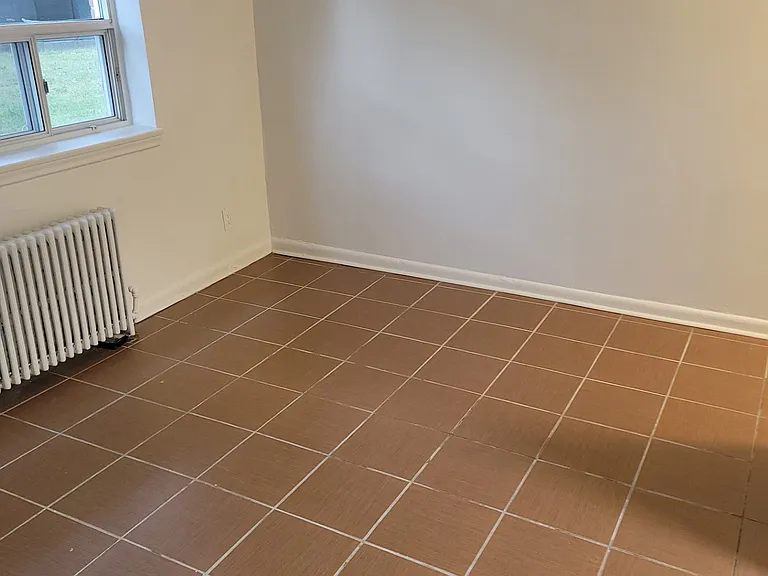 3 Birchlea Ave #1 — Photo 3