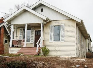 746 N 81st St, Seattle, WA 98103