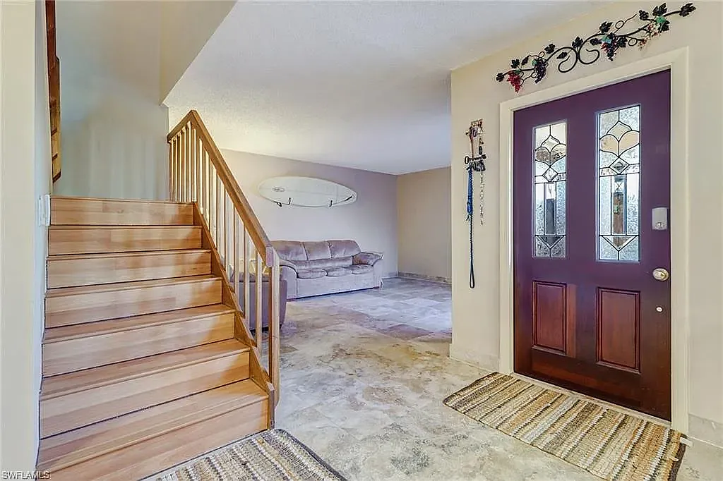 4033 Sandlewood Ln — Photo 1