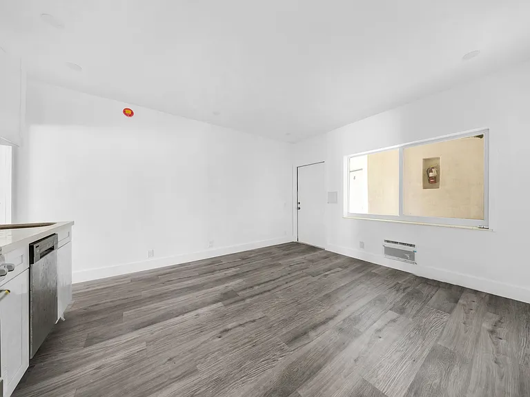 6844 Abbott Ave — Photo 40