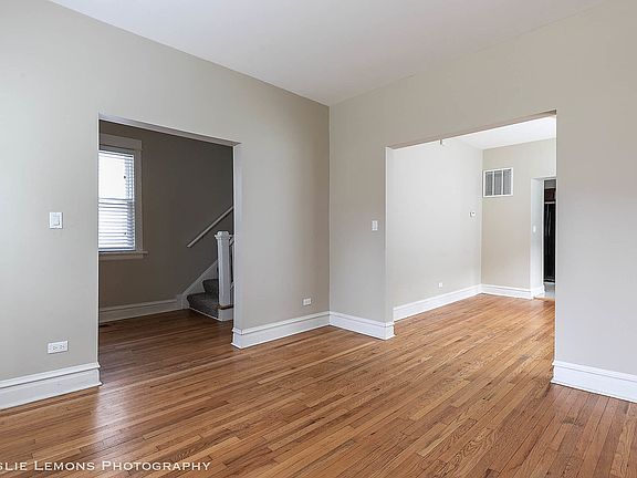 2nd image of 3625 N Sawyer Ave
