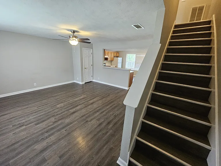 2015 Bradyville Pike — Photo 5