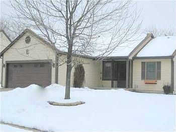 1st image of 384 Sanburr Dr
