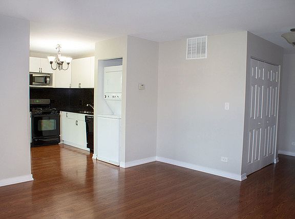2nd image of 69 Gant Cir Unit F