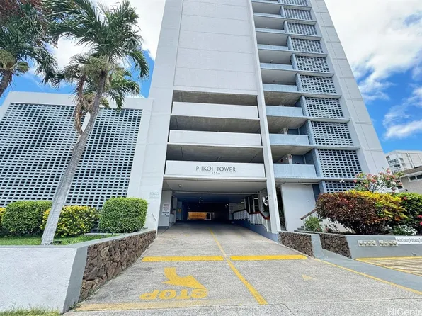 1556 Piikoi St APT 806, Honolulu, HI 96822