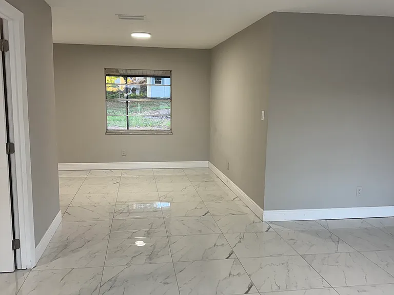 37253 Westview Ave — Photo 5