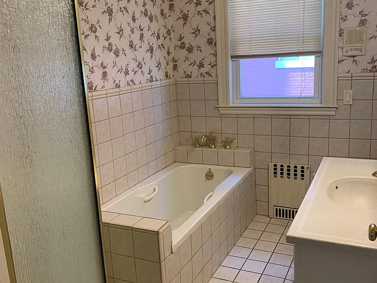 449 Washington St #2 — Photo 32