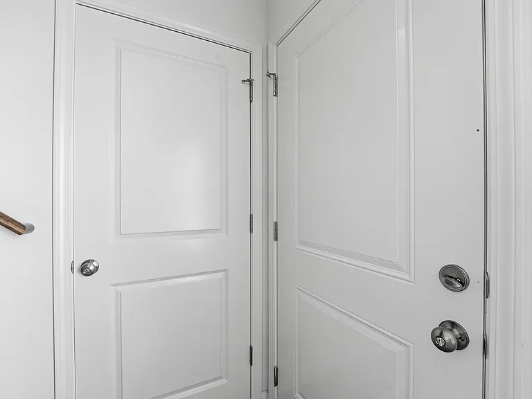 15405 Corbin Ct — Photo 22