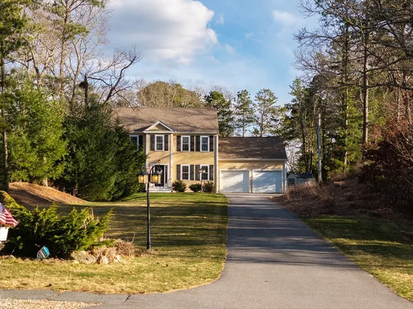 37 Lunns Way, Plymouth, MA 02360