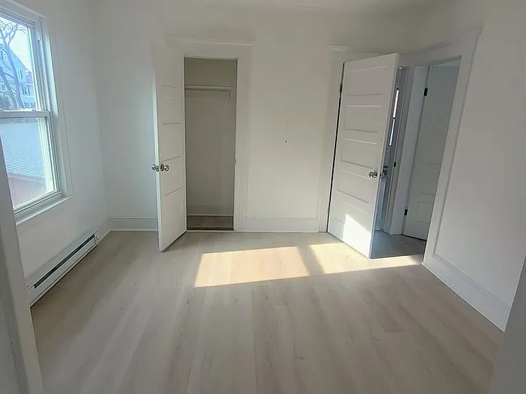 152 Turner Ave — Photo 6
