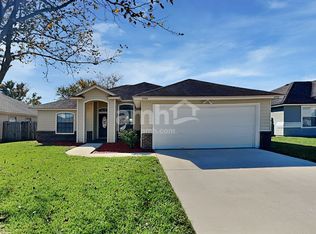 3753 Woodbriar Dr, Orange Park, FL 32073