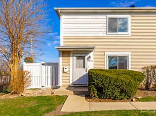 1675 Cornell Dr, Hoffman Estates, IL 60169