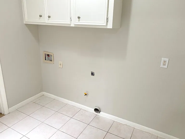 14934 Elmont Dr — Photo 23