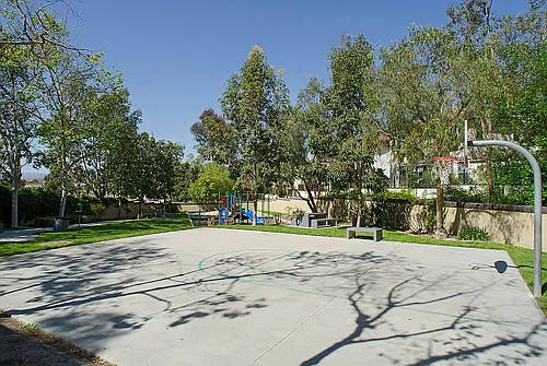 Mission Hills Photo 1