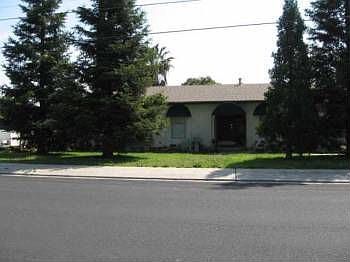 1st image of 1534 Walnut Ave
