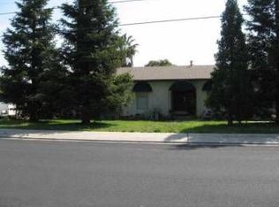1534 Walnut Ave, Escalon, CA 95320