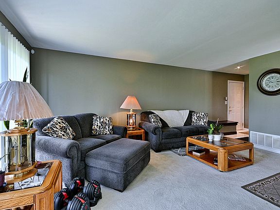 5th image of 5830 Fresno Ct Unit A