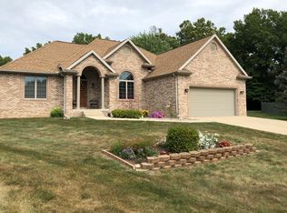 3834 Wisteria Ct, Terre Haute, IN 47802