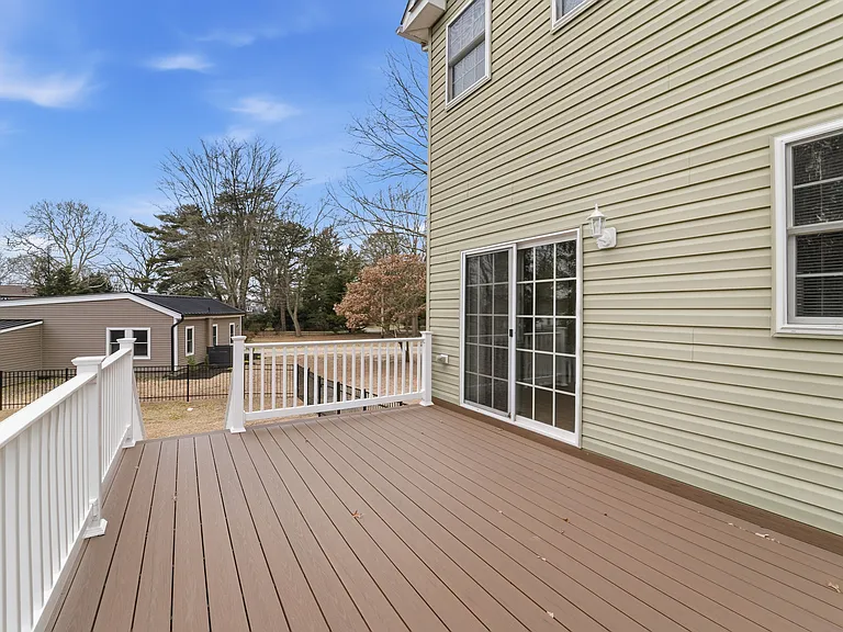 609 Tebbston Dr — Photo 14