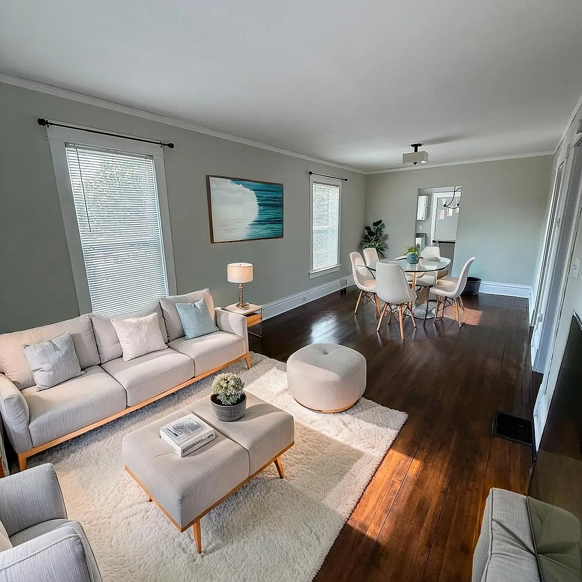 2 bed, 1000 sqft, $1,200 — Photo 3