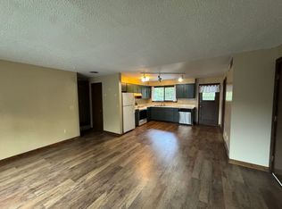 206 N 2nd St UNIT 1-4, Columbus, MT 59019