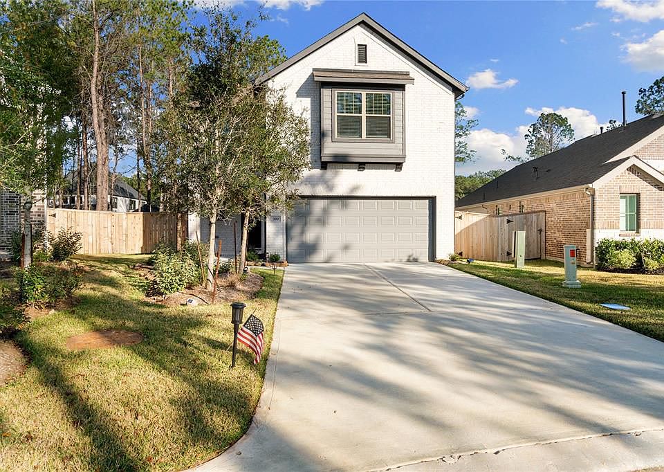 1st image of 389 Andes Dr