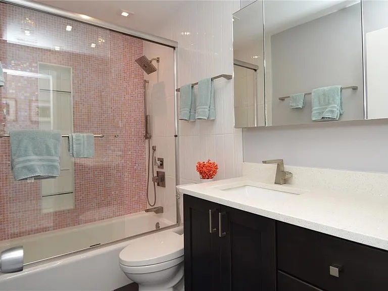 5245 Coquina Key Dr SE #D — Photo 35