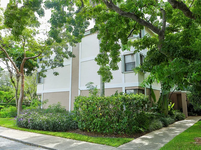 10125 W Sunrise Blvd #101 — Photo 27